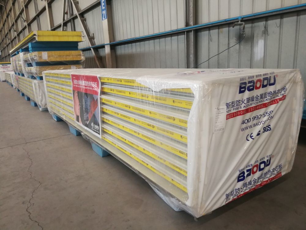 Steel Foam Glasswool Sandwich Panel Exterior Wall Roof 50mm-200mm RAL Color