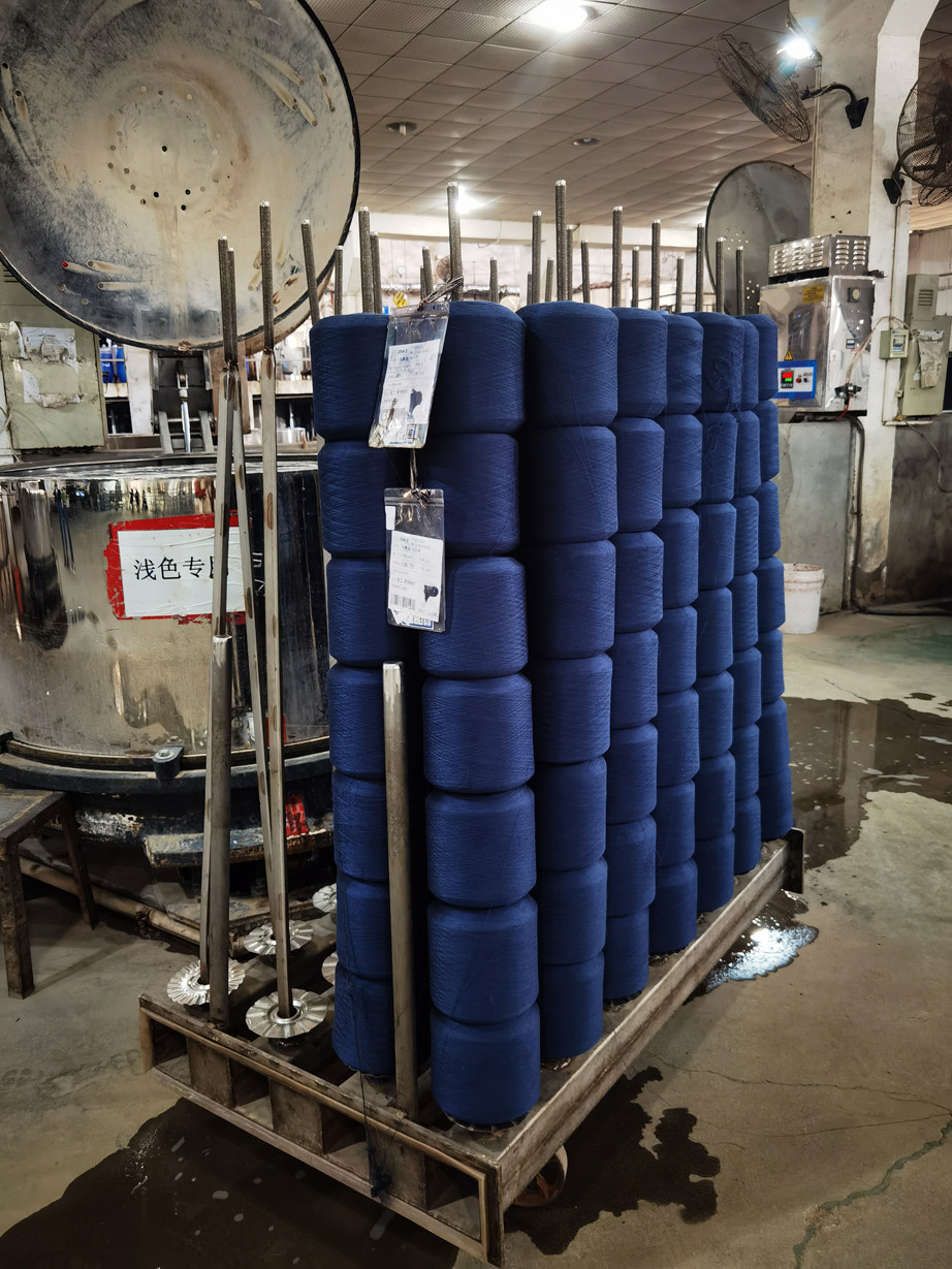 40/2 100% Spun Polyester Sewing Thread TFO dyed colors