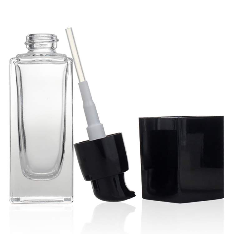 Pump Sprayer Glass Liquid Foundation Bottles Recyclable Cosmetic Packaging