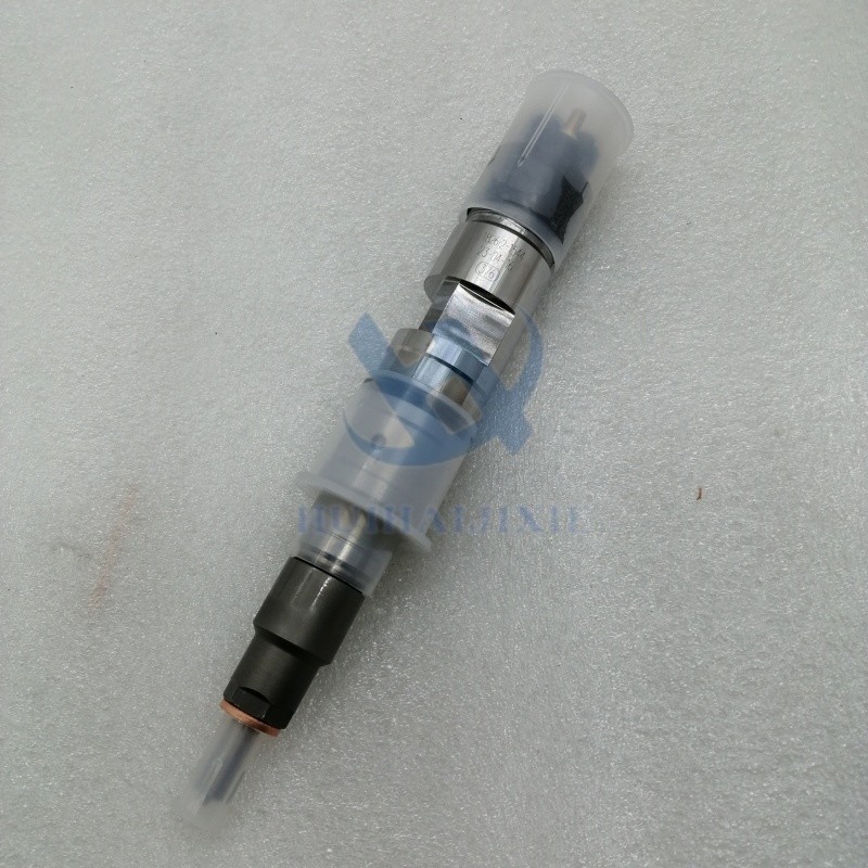 Construction Machinery Engine Parts Fuel Injector 04504488 For DEUTZ TCD6.1 Injection 045-04488