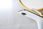 35mm Ceramic Cartridge Bathroom Basin Faucets , Solid Brass Single Hole Faucet