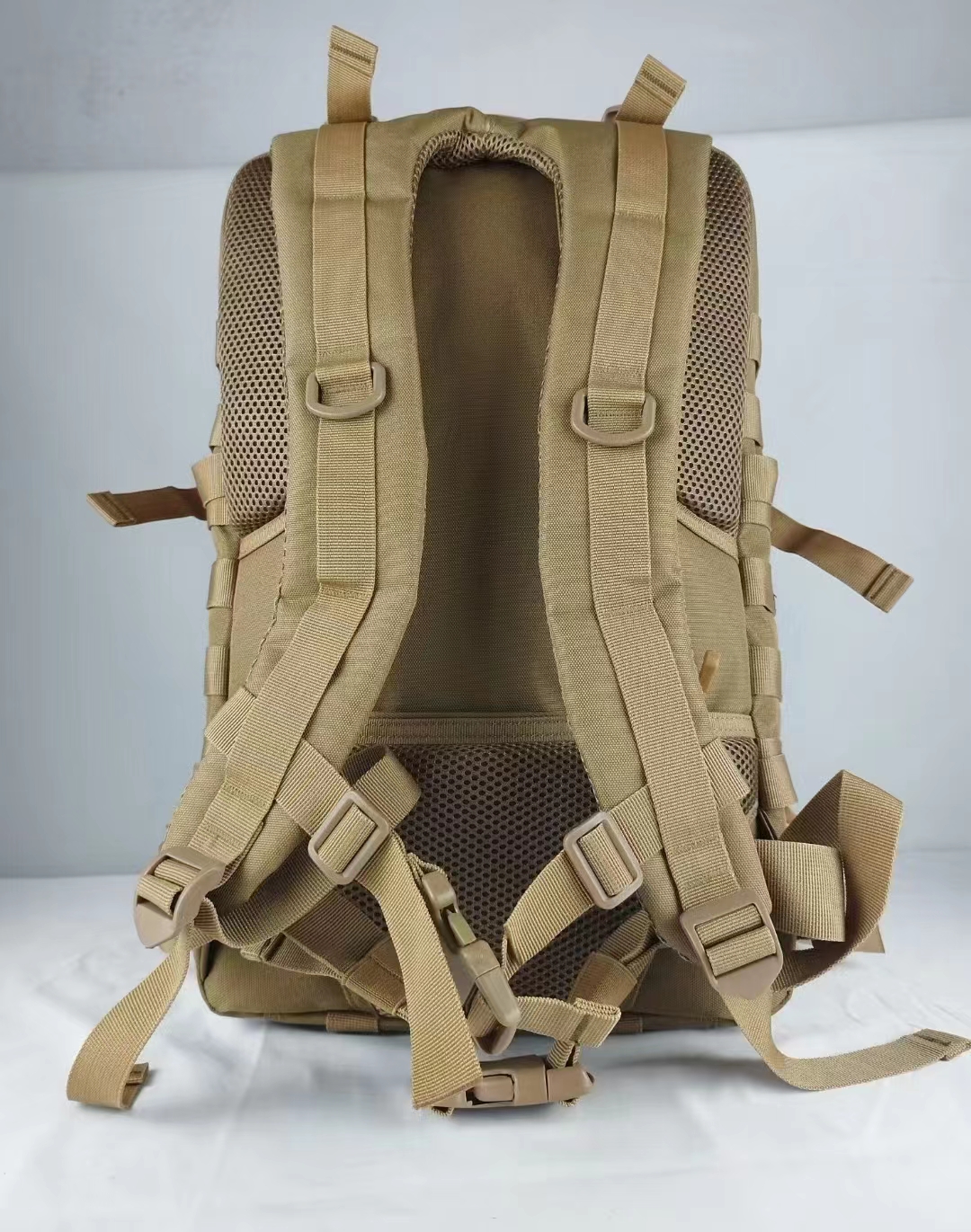 Large Capacity Waterproof Backpack for Outdoor Sport Hiking Treeking Sprot Traveling