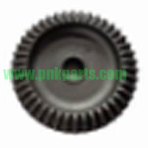 Wholesale Trator Spare Parts TC403-13210 32781-13210 for Agriculture Machinery Parts Gear(42 T x 30 T) Models: L2808,L3408,L4508,L4708 from china suppliers