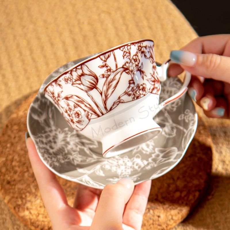 Red Ceramic Cup Saucer Set 200ml For Hot Drinks At Party Occasions