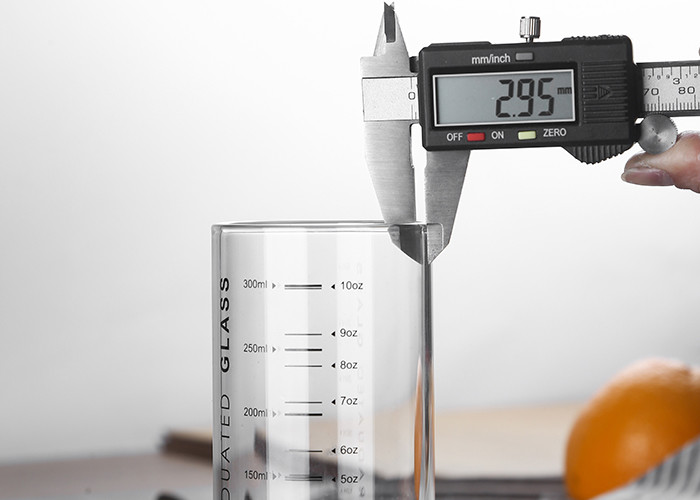 Clear Personalized Glass Cup , Custom Glass Mugs For Juice Milk Coffee