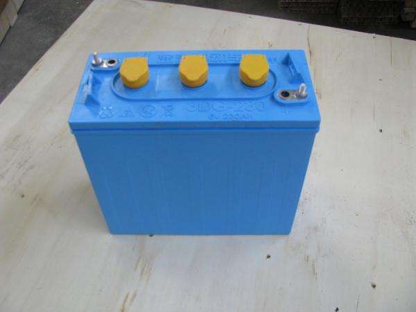 High Performance 210Ah 6V Traction Battery , Golf Cart Battery US Standard 3DG