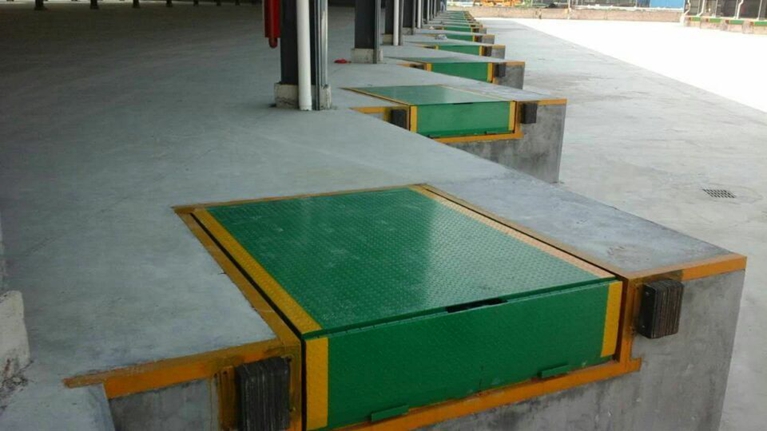10 Tons Stationary Loading Dock Ramp Dock Leveler with Competitive Price