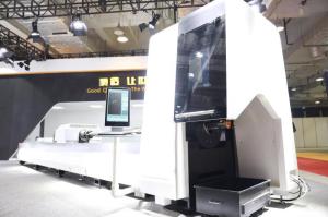 Wholesale 2040 18m/min 1kw 35℃ Metal Laser Cutting Machine from china suppliers