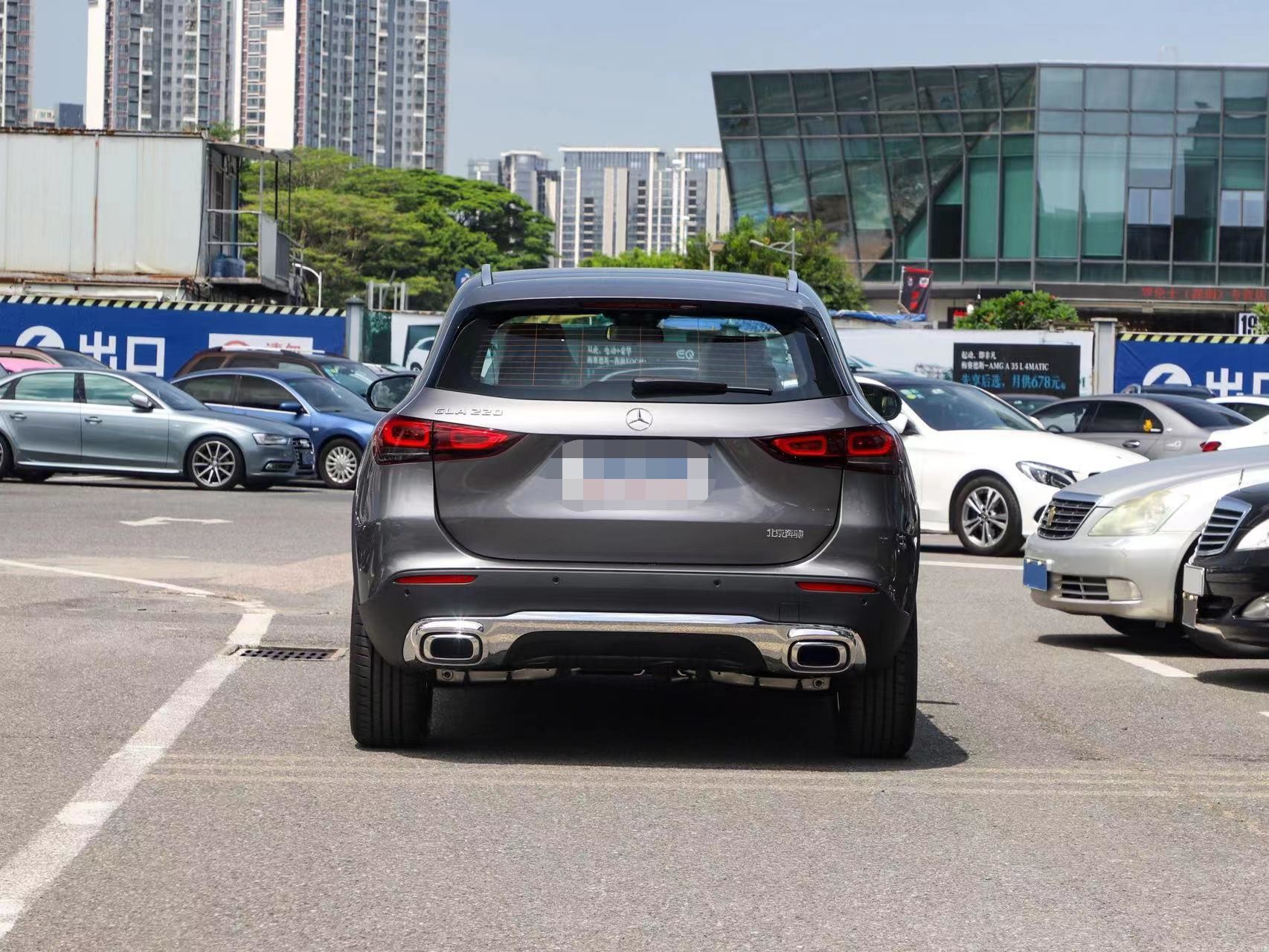 Mercedes-Benz 2023 GLA 220 4MATIC Version Compact SUV Luxury New