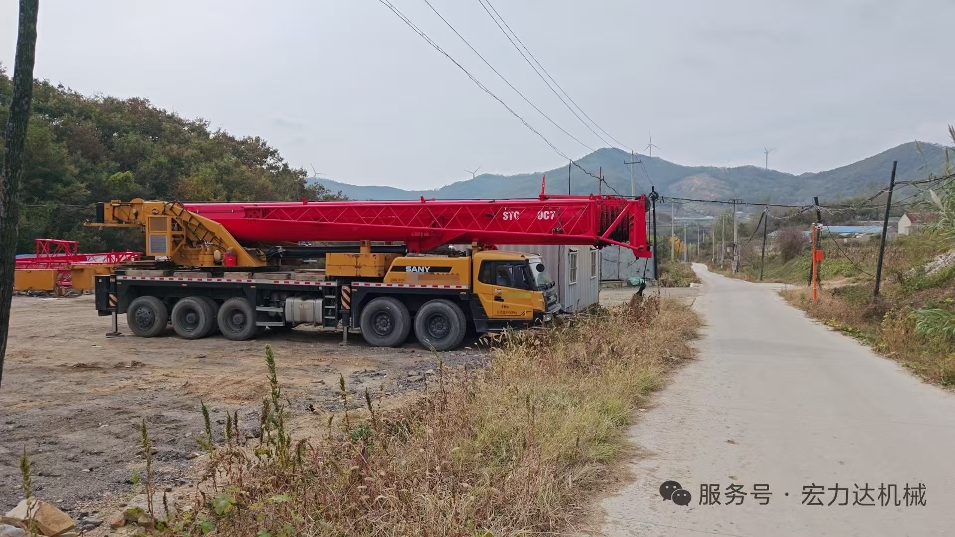 100 Tons Mobile Truck Crane with High Operating Efficiency and 73.2 Meters Max Working Height