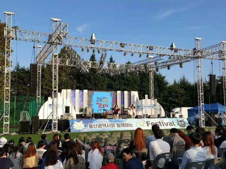 220*220 Minni Spigot Truss For Show , Exhibition , Truss Display Fireproof