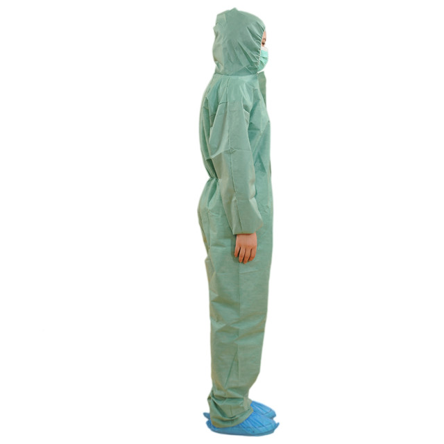 Soft Single Use Non Woven Coverall With Hood Anti Dust / Paint S-3XL Size