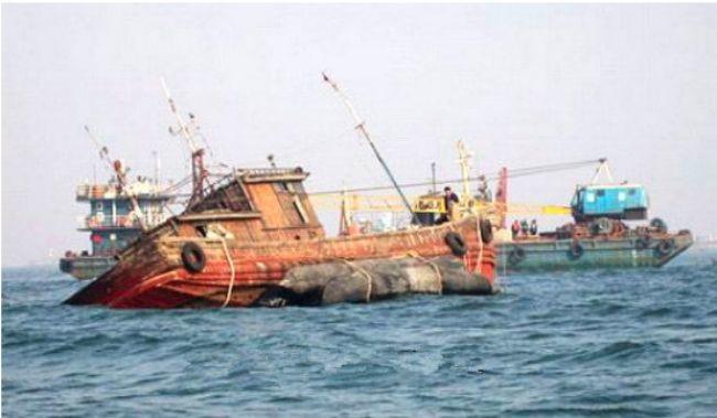 Under Water Refloating Ship Rubber Airbag Salvage Good Airtightness Inflatable