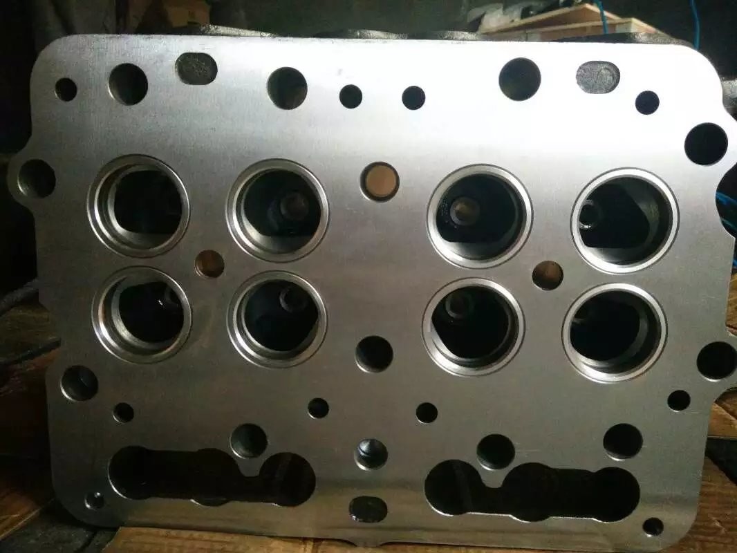 Cummins NTA855 Engine Cylinder Head High Quality Best Price