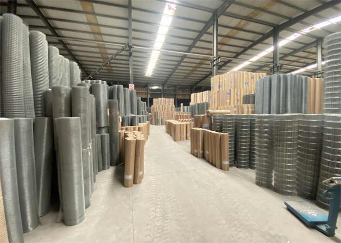 Hot Dipped Galvanized Welded Wire Mesh Panels for Livestock
