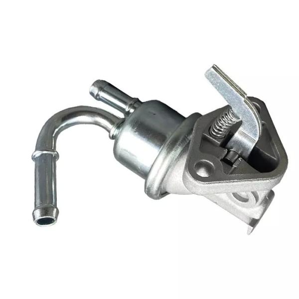 Steel Construction Oil Transfer Pump 15471-35013 for Kubota V2203 Engine
