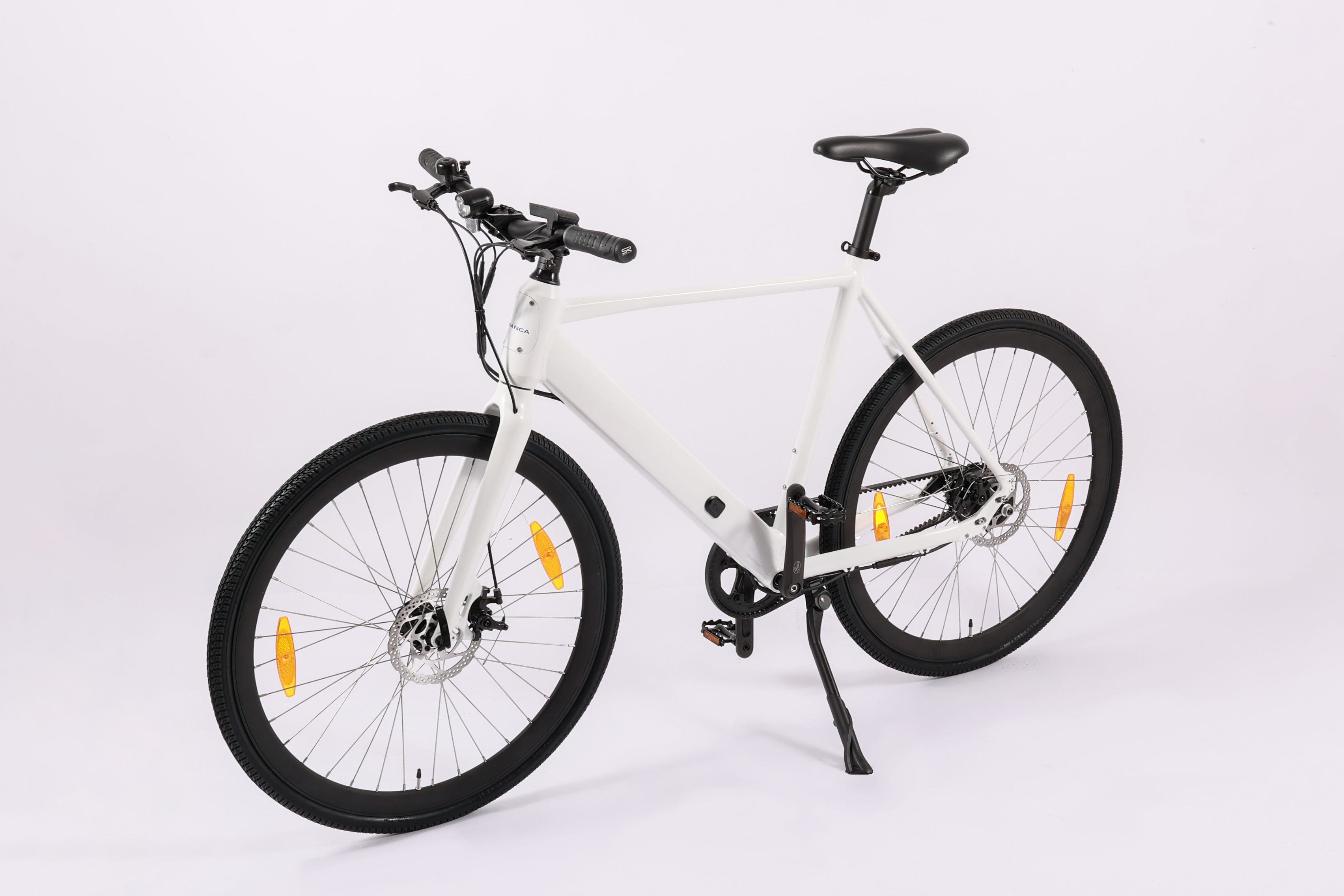 KENDA Tires and Carbon Belt Drive Make 2024 Electric Bicycle Ideal for City Commutes