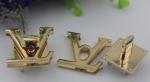 High polished zinc alloy gold plated V letters handbag twist lock