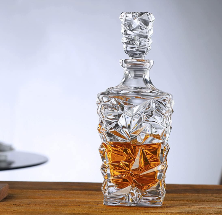 Custom Logo Glass Decanter Stopper for Beverage XO Glass Bottle Drinking Bottle
