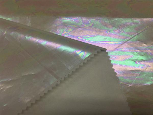 Shining Dream Cream Color Garment Leather Fabric 0.07mm For Light Or Wadded