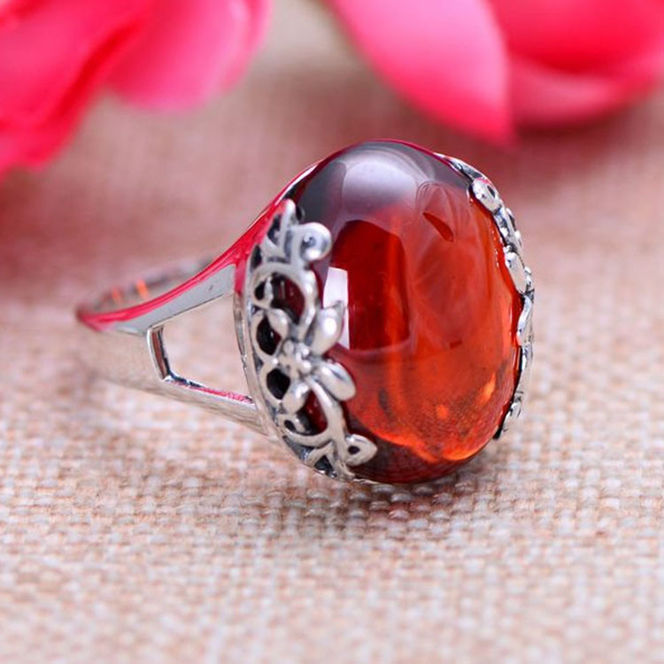 Thai Sterling Silver Ring with Red Cubic Zirconia Vintage Style Women Ring (XH051015W)