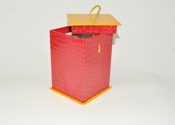 Luxury Paperboard Rigid Gift Boxes With Lid, Colorful Printed Gift Packaging