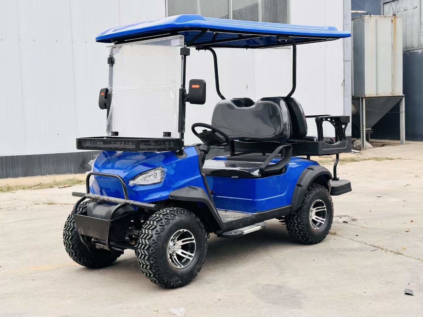 4 Seater Golf Cart Automatic Lightweight Brand New 2+2 Seats Luxury Long Range Golf Buggy