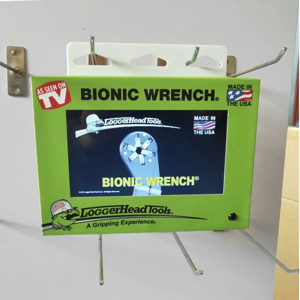 PIR motion sensor and battery operated 7 inch video screen for hanging on shelves/stands/POS displays