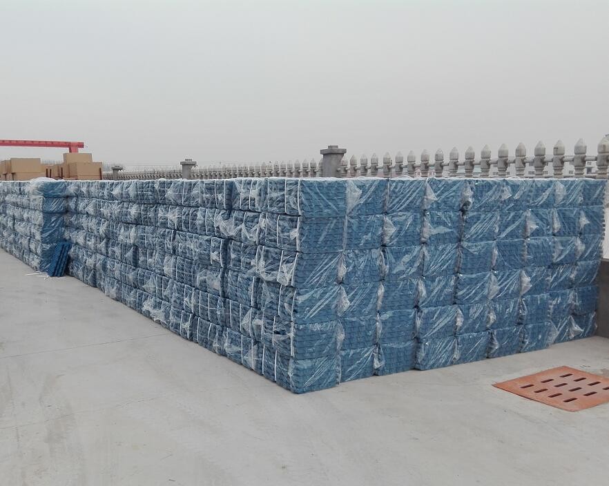 Solid / Seam Plastic Pig Slats , Poultry Plastic Flooring Size 400*600 Or 600*600 Mm