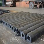 Oil Resistant D Type Fenders D400H Eco Friendly Natural Rubber For Mooring Boat