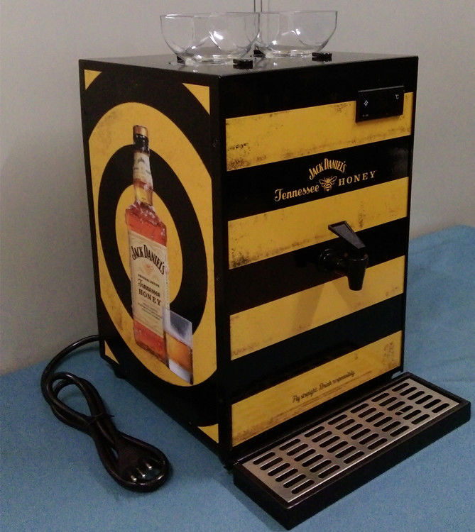 Gravity Fed Pour Alcohol Chiller Machine High Efficiency For Bars / Restaurants