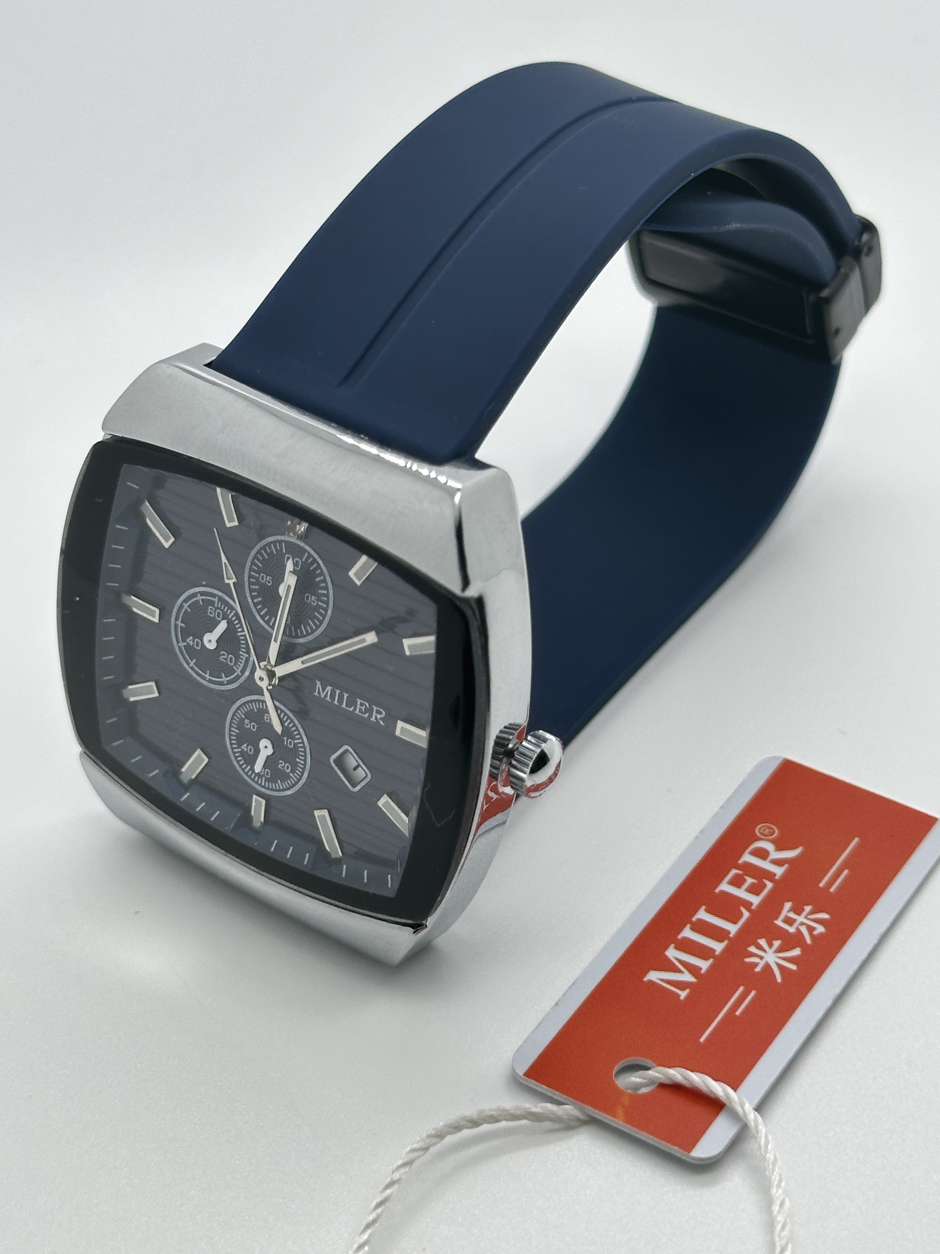 China Hot Selling Factory Quartz Lady Stainless Steel Strap Simple Watch