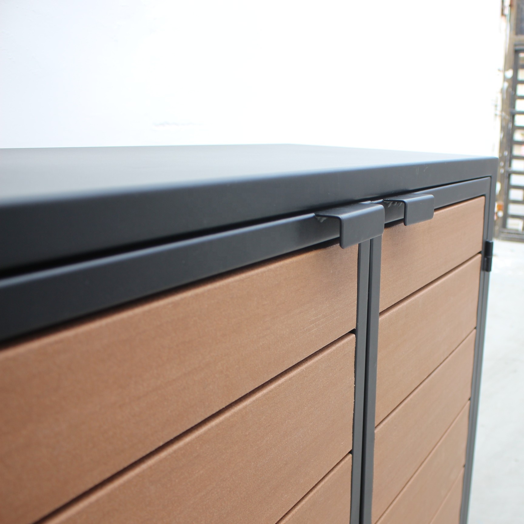 Durable Waterproof Outdoor Recycling Bins With HDPE Plastic Wood Sidewall