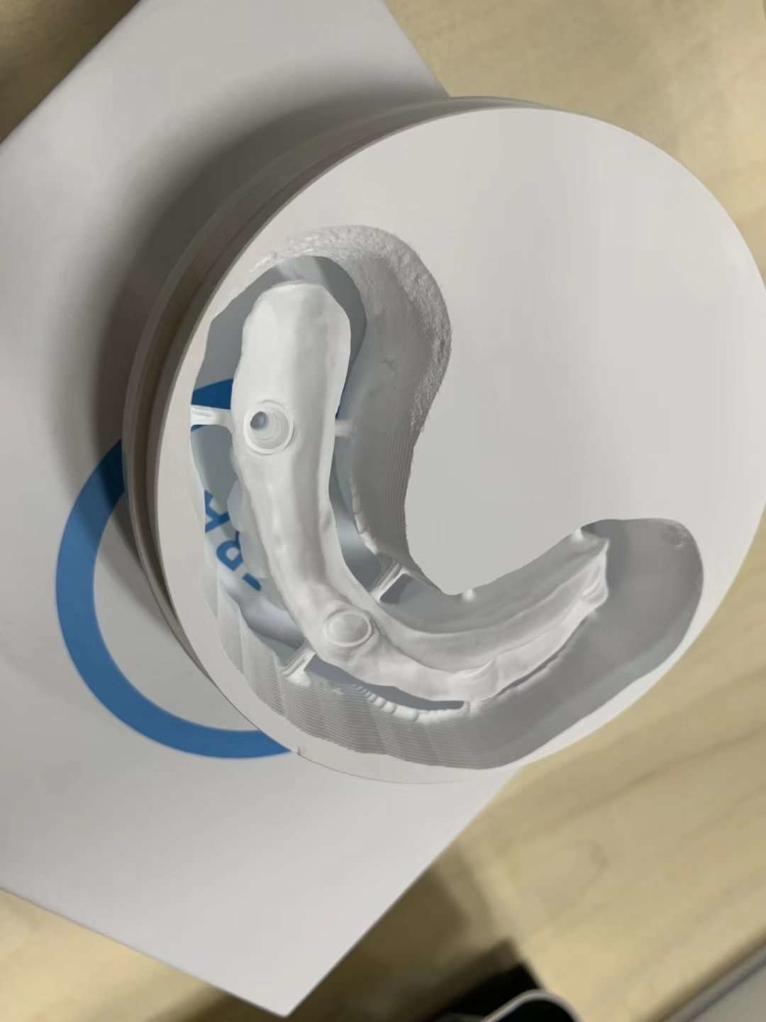 Harmonious Moving Digital Dental Milling Machines 35 Degree Rotate Angle