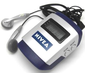 Wholesale Battery Powered FM Radio Pedometer Electronic Pedometers for Walking from china suppliers