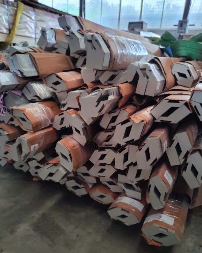 6063 Aluminum Atlas Holder Extrusion Profiles 3 Meters