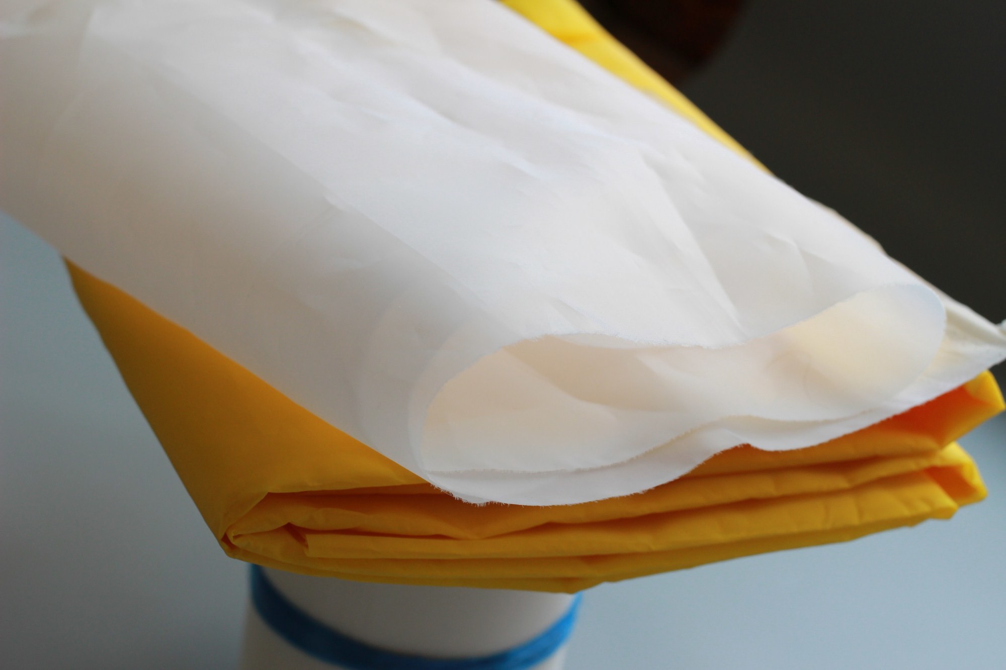 50m Polyester Silk Screen Printing Mesh ISO 9000 For Printing Plant
