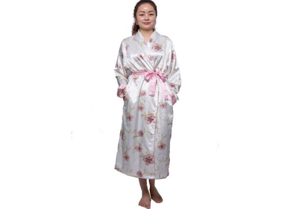 Classic Ladies Satin Pyjamas , Long Sleeve Ladies Satin Nightwear With Flower