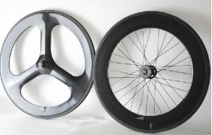 Wholesale 2014 cheap700c 3k/UD glossy front 3-spokes&amp;88rear carbon clincher wheelsets for track bike from china suppliers