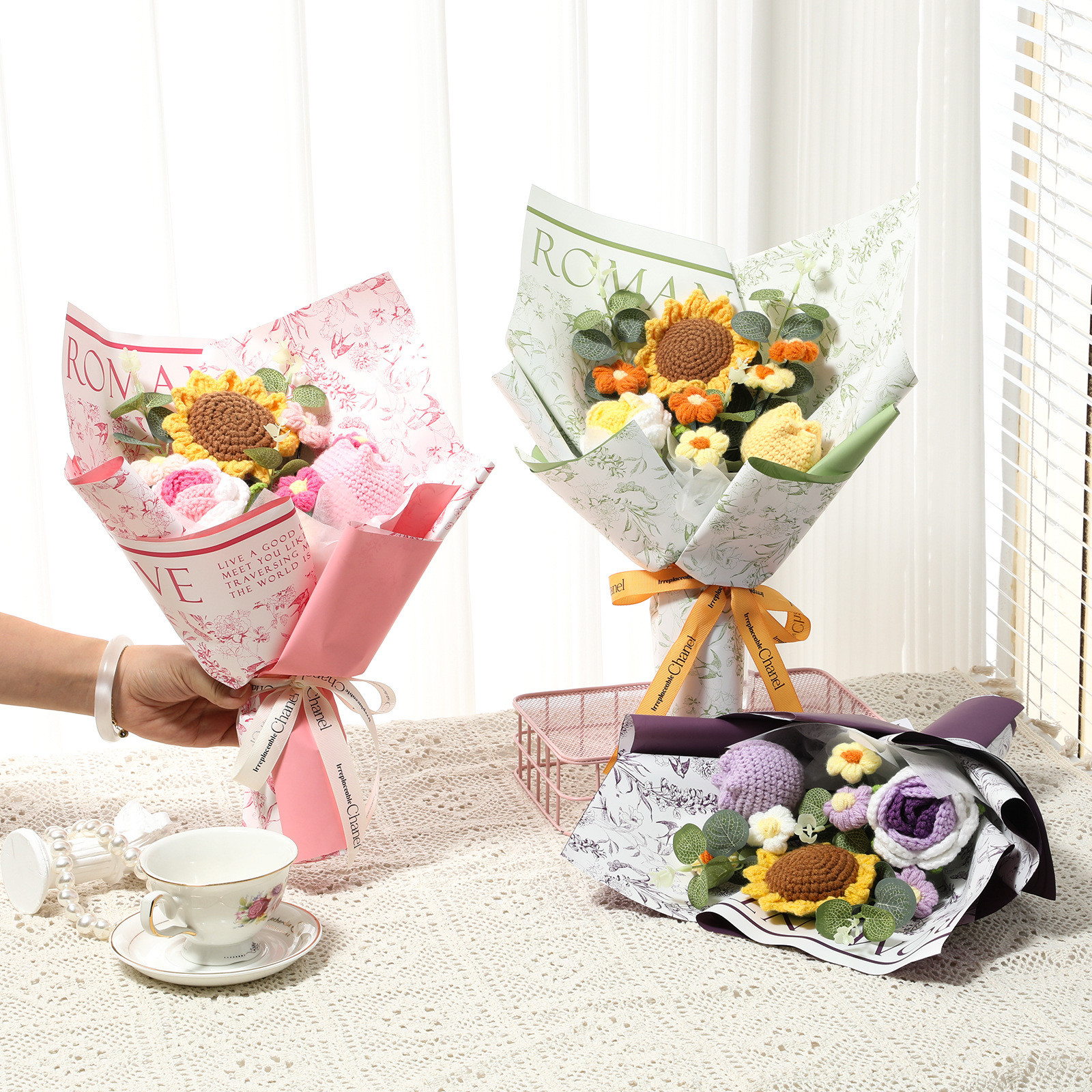 20x35cm Hand-Knitted Bouquet Sunflower and Rose Simulation Wool in Multiple Colors Ideal for Valentine's Day and Birthdays
