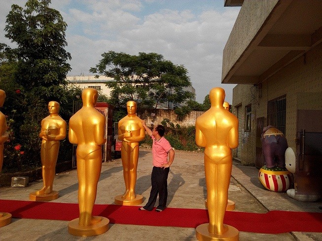 89th Oscar Award statue/sculptures for sale with golden color fiberglass as event party decoration