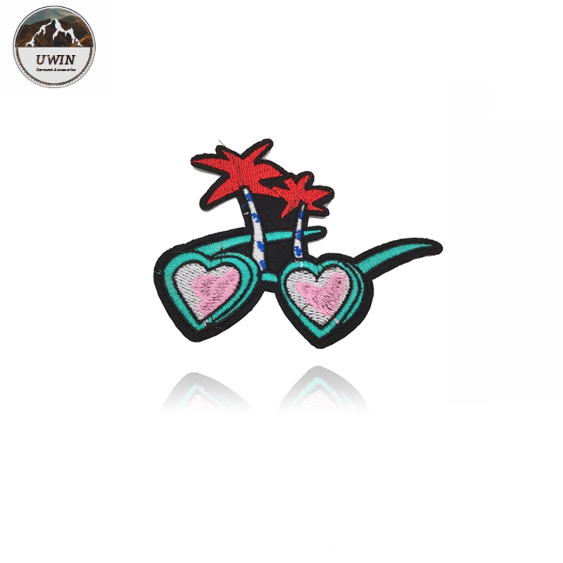 Retro Glasses Embroidery Designs Patches Eco Friendly Material For Clothing