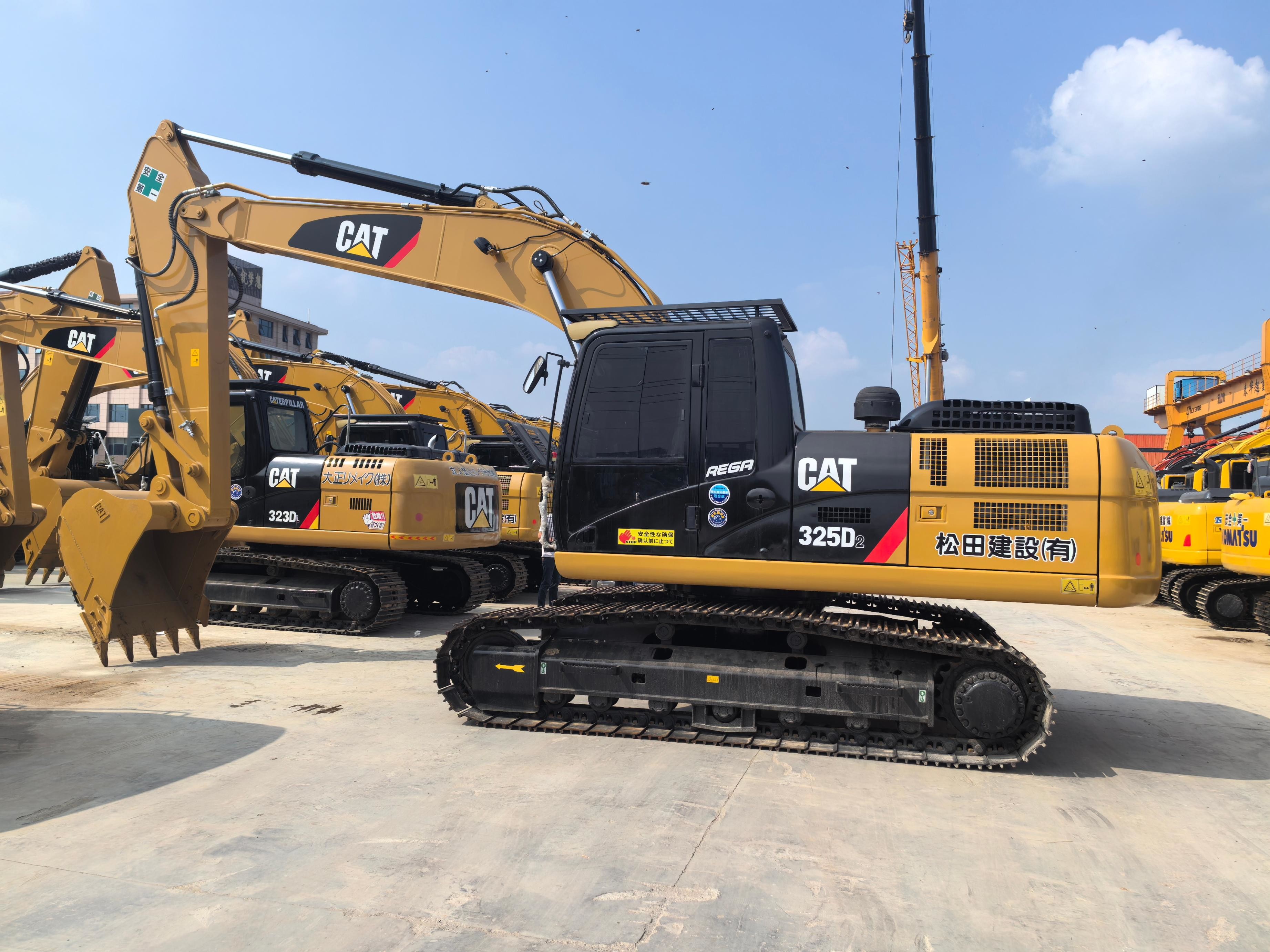 Heavy Used Crawler Digger Moving Cat 325 Excavator Original Product