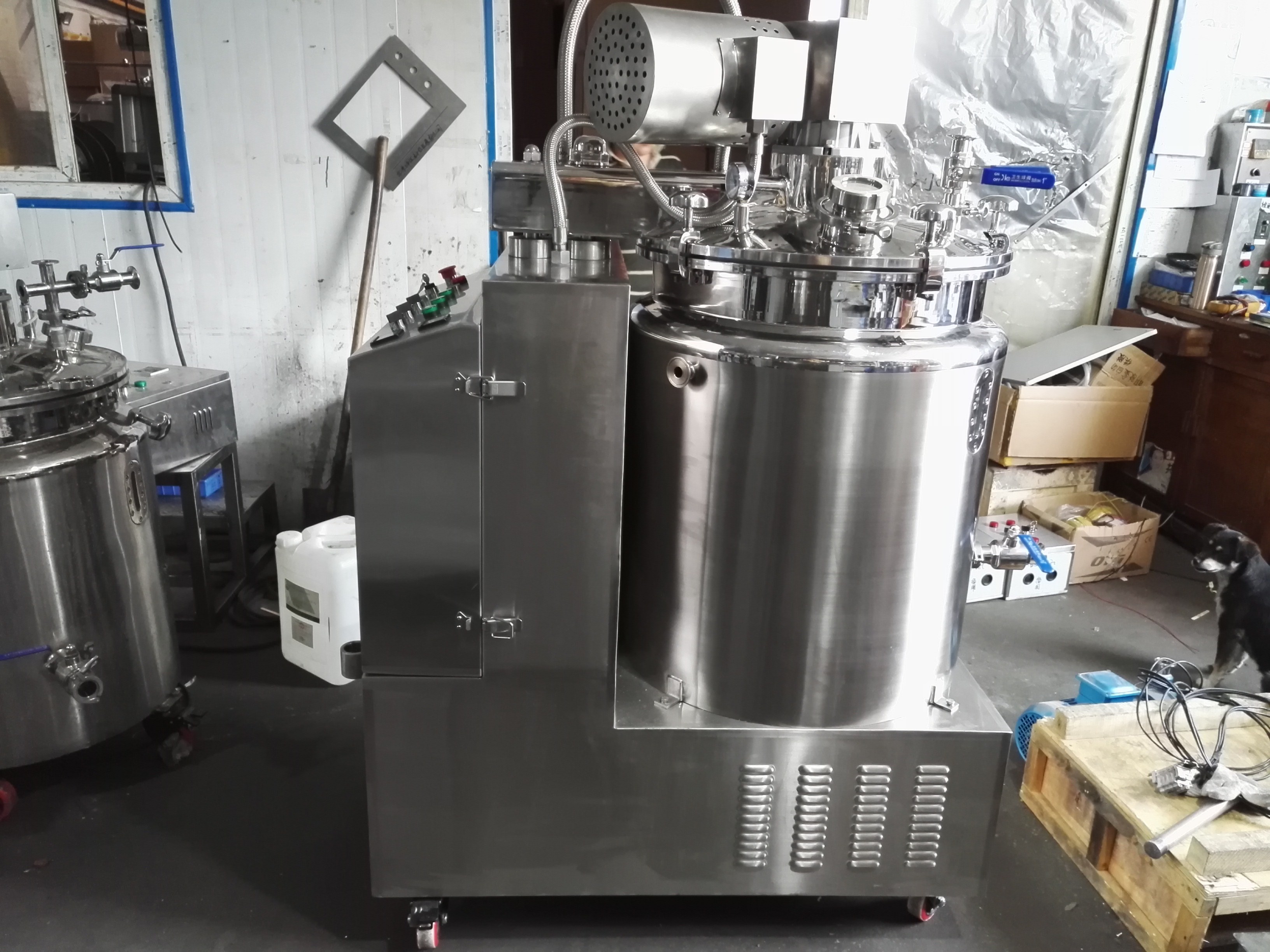 304 / 316 SUS Stirring Gelatin Melting Tank with guage / pressure device