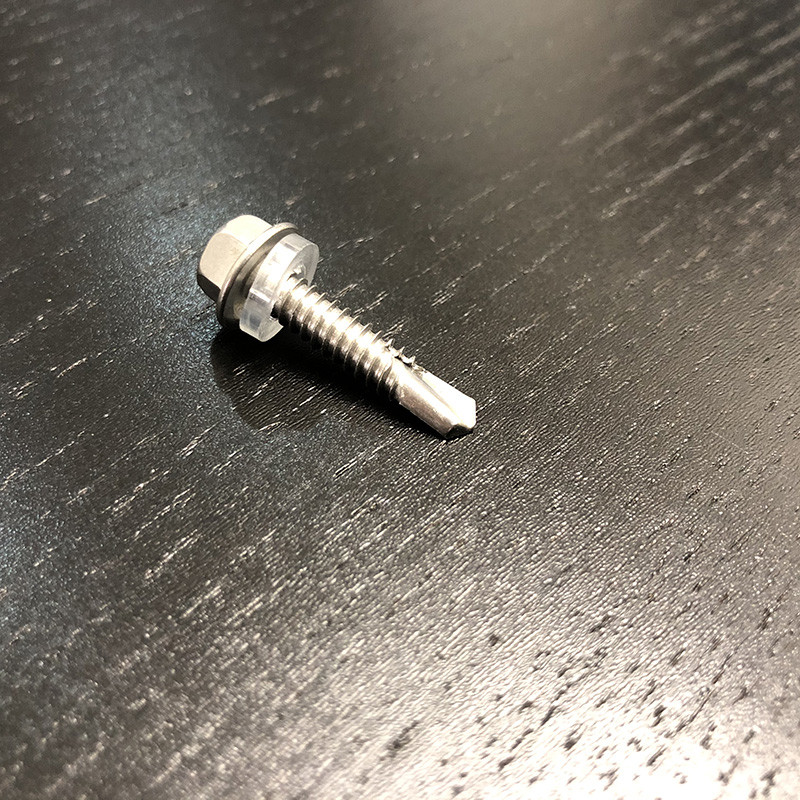 M5.5 SS 410 Galvanized Self Drilling Screws 38mm Hex Head Tek Screws With EPDM Washer