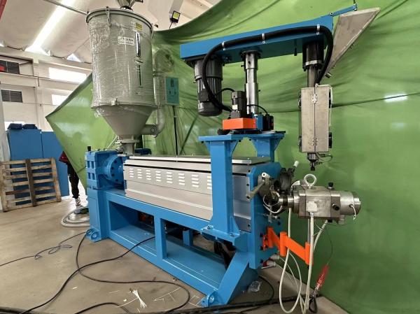Cat5 / Cat6 Internet Cable Extrusion Line 7.5kw Wire Production Line For Cable 0