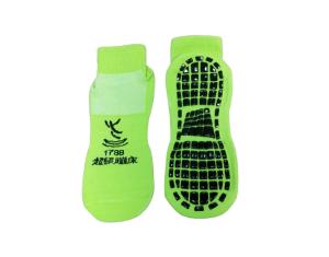 Wholesale Non Slip Trampoline Socks Children Adult Anti Skid Bounce Hospital Non Skid Barre Socks from china suppliers