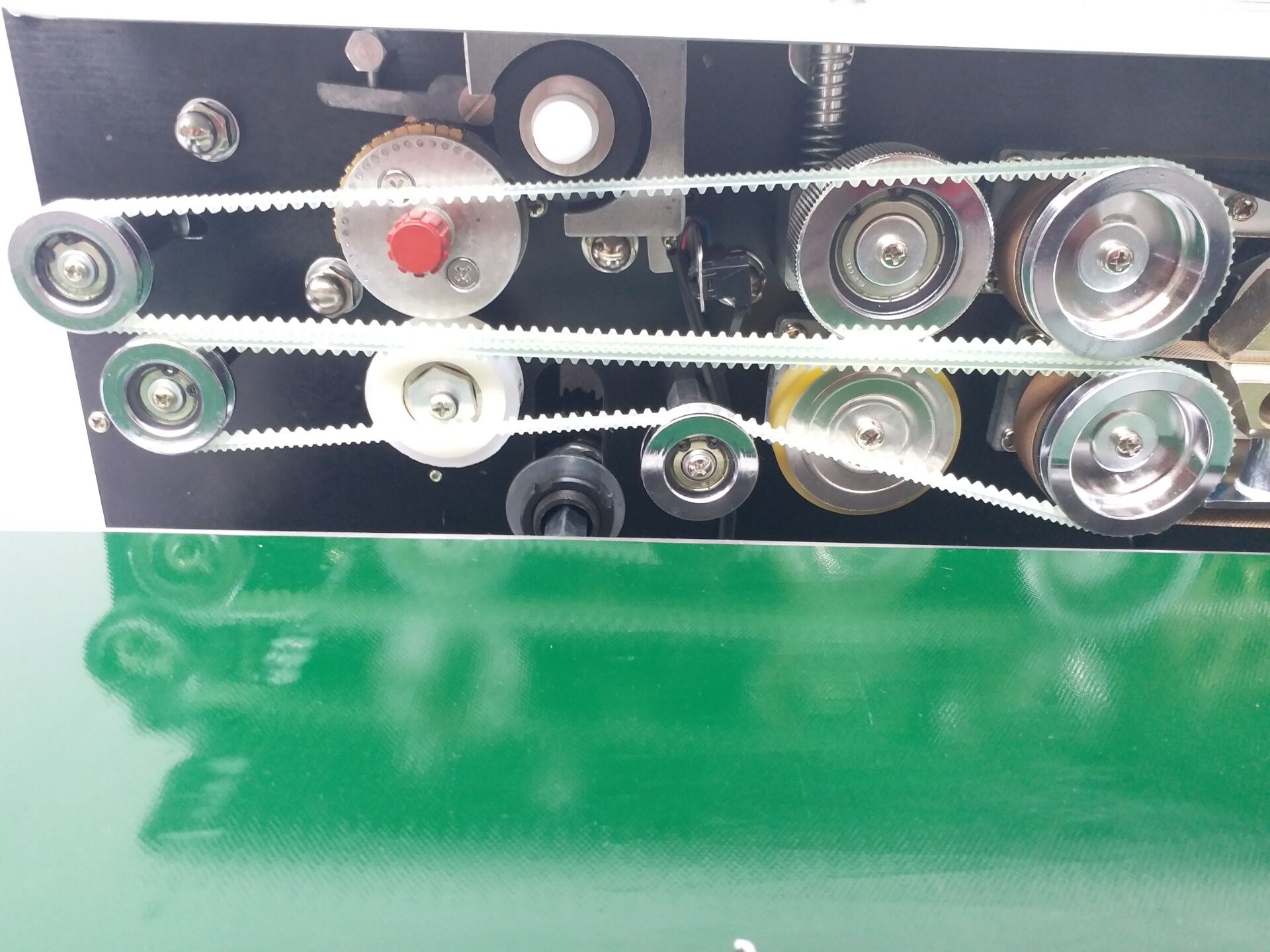 Continuous Band Vertical Sealing Machine With Solid Ink Roll Wheel FRD-1000