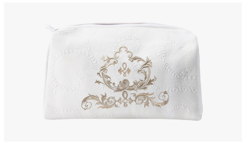 Embroidery 23mm*150mm Polyester Cosmetic Bag For Business Travel