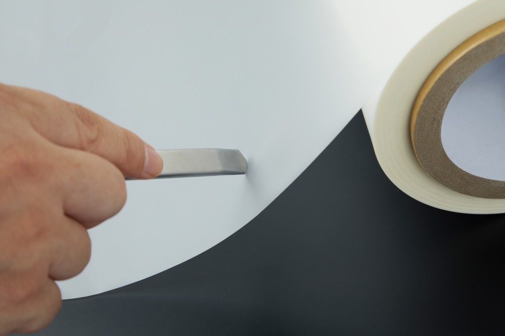 Anti-Scratch Film Compatible Damp Heat Laminator With Transparency And MSDS Certification BOPP Basic Film With EVA Glue Layer